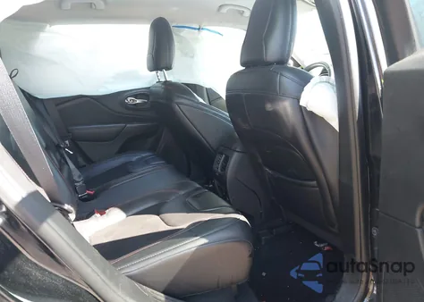 2019 Jeep Cherokee Trailhawk 4X4 from USA, damaged, VIN 1C4PJMBX8KD430013